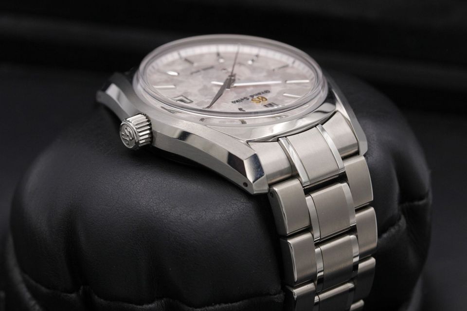 Grand Seiko Heritage Collection SBGA443 Image 4